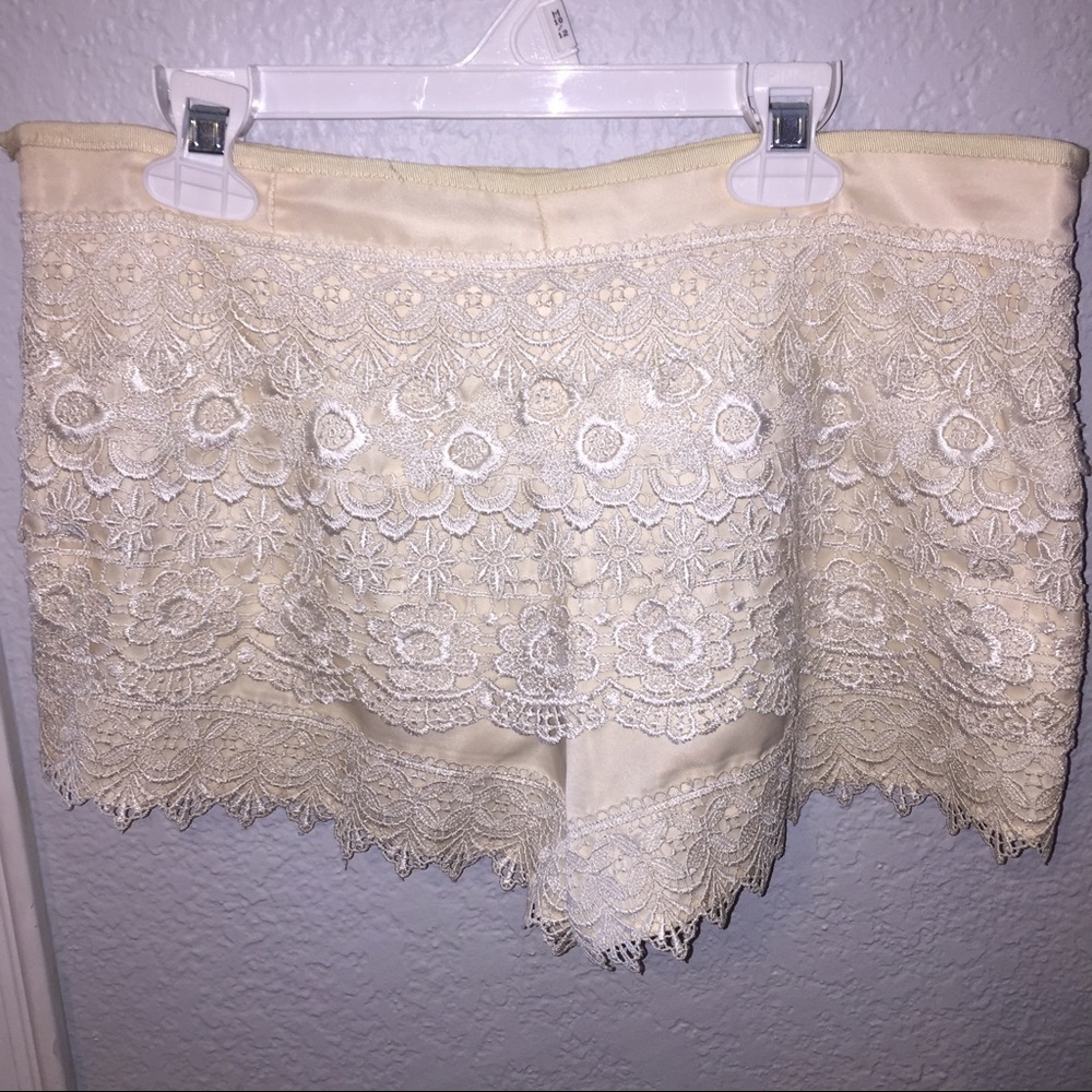 Crochet cream shorts