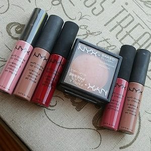 Soft matte lip cream and baked blush