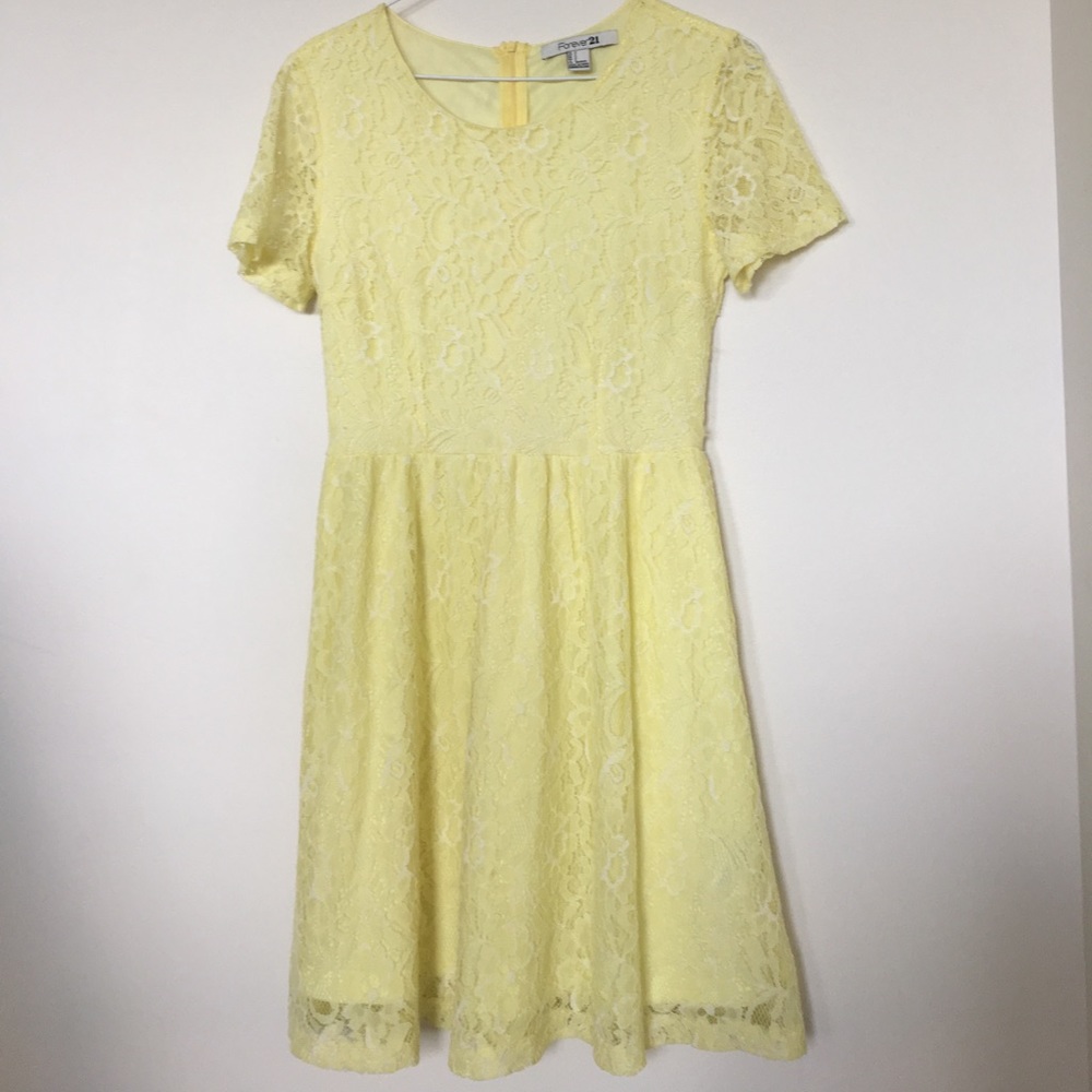 Size S Yellow Lace Forever 21 Dress