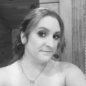 Meet your Posher, Catie