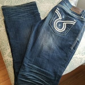 Big star jeans. 32r. Barely worn great condition.