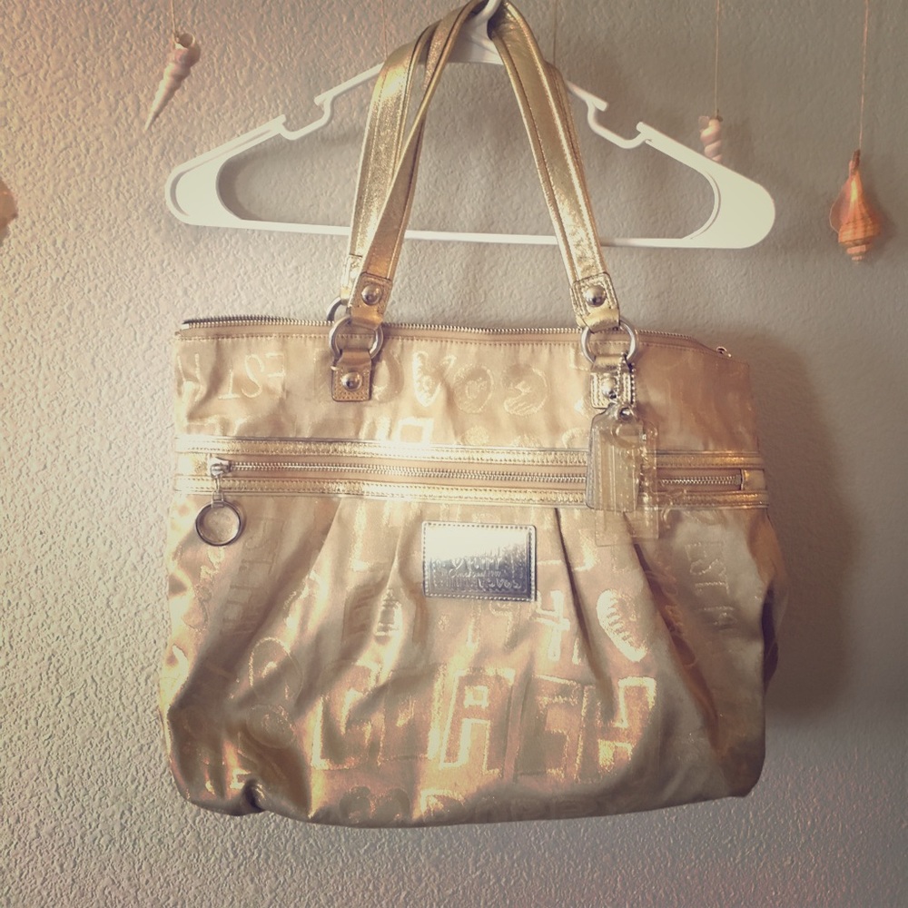 Gold Coach Poppy Purse