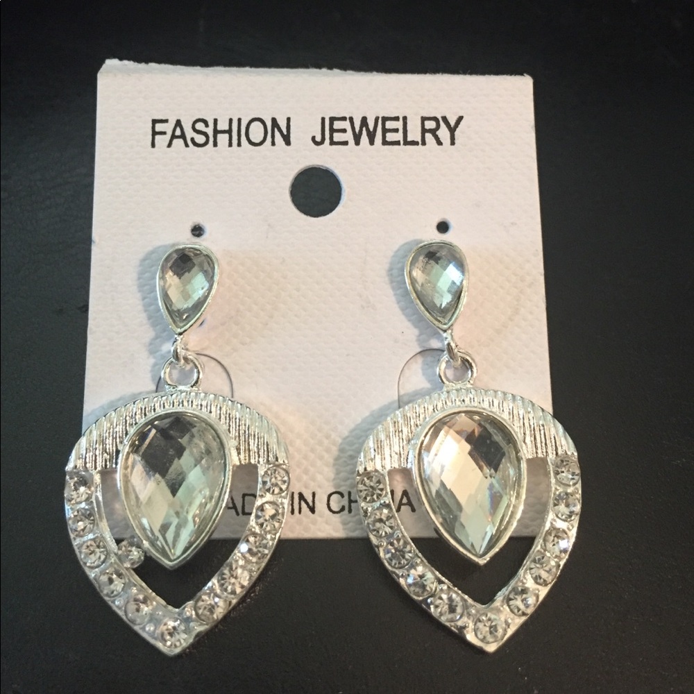 Heart drop earrings