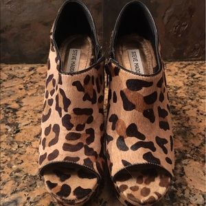 Steve Madden Leopard open toe Platform Wedges