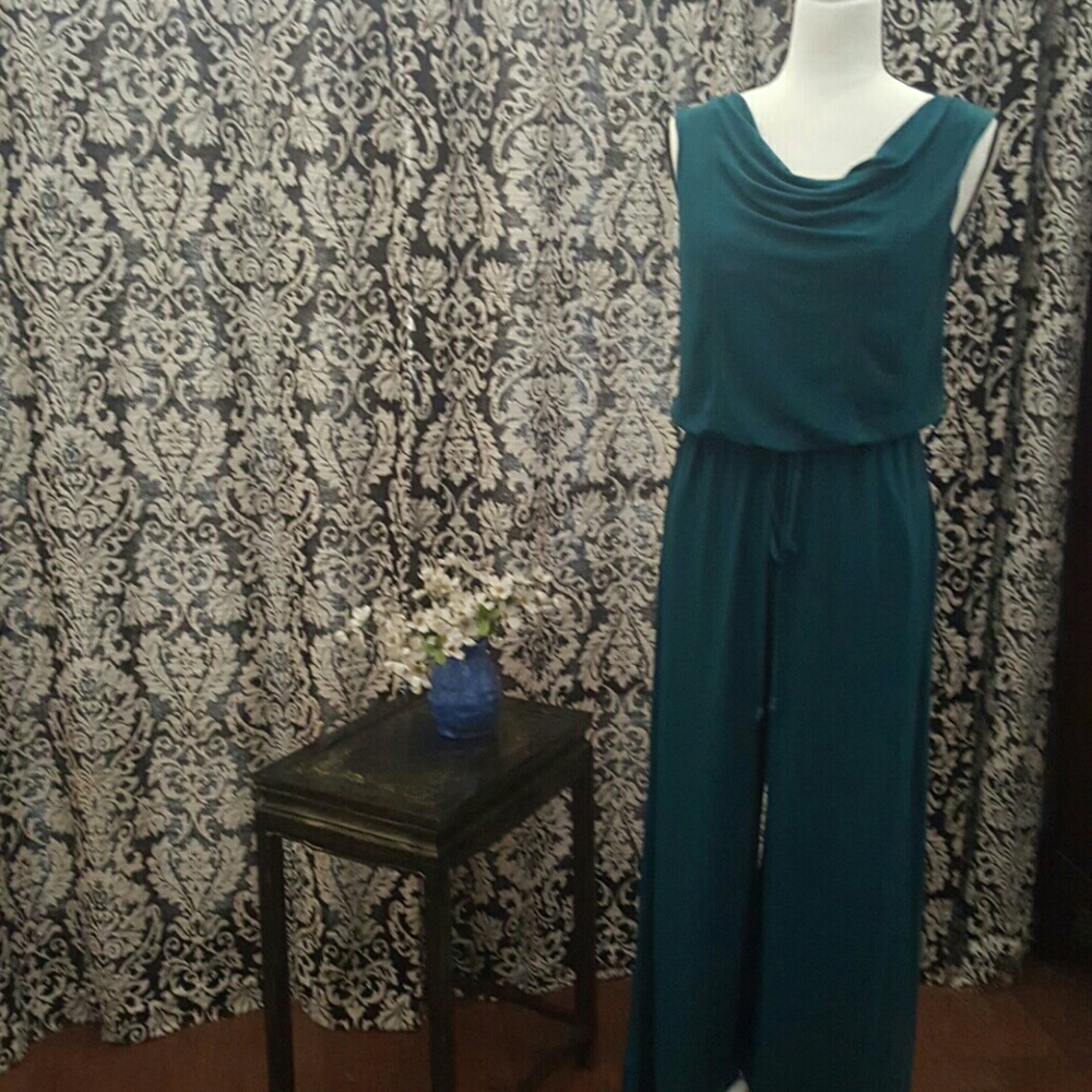Vince Camuto teal green pants romper