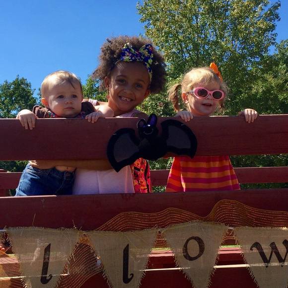 Meet your Posher, Stacey - Picture 1 of 1