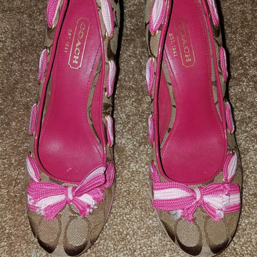 Coach wedges