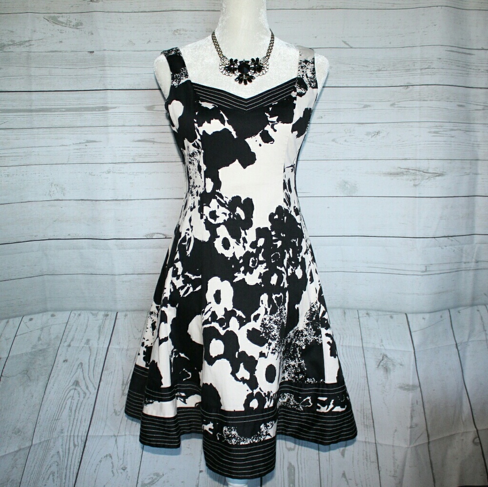 Jones New York Black and White Dress
