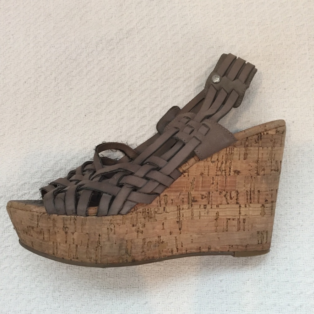 JUICY Size 8.5 Wedges in Gray