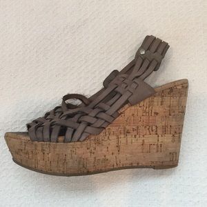 JUICY Size 8.5 Wedges in Gray