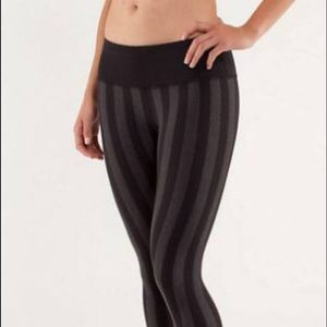 Lululemon wunder under crop pants