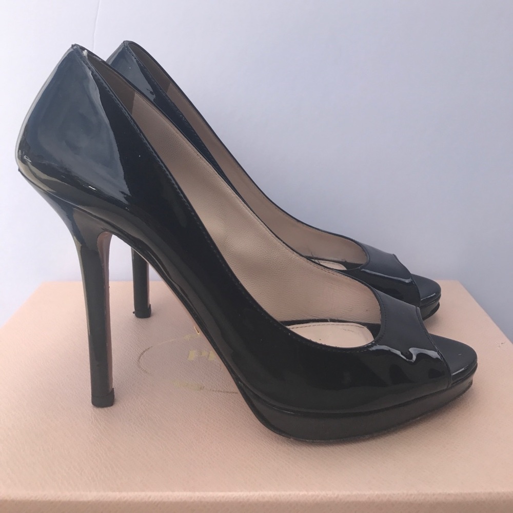 Prada peep toe heels 39