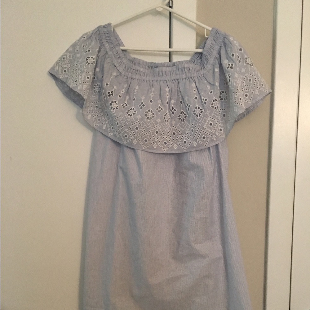 Off the shoulder sun dress