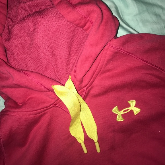 Under Armor Hoodie - Picture 3 of 4