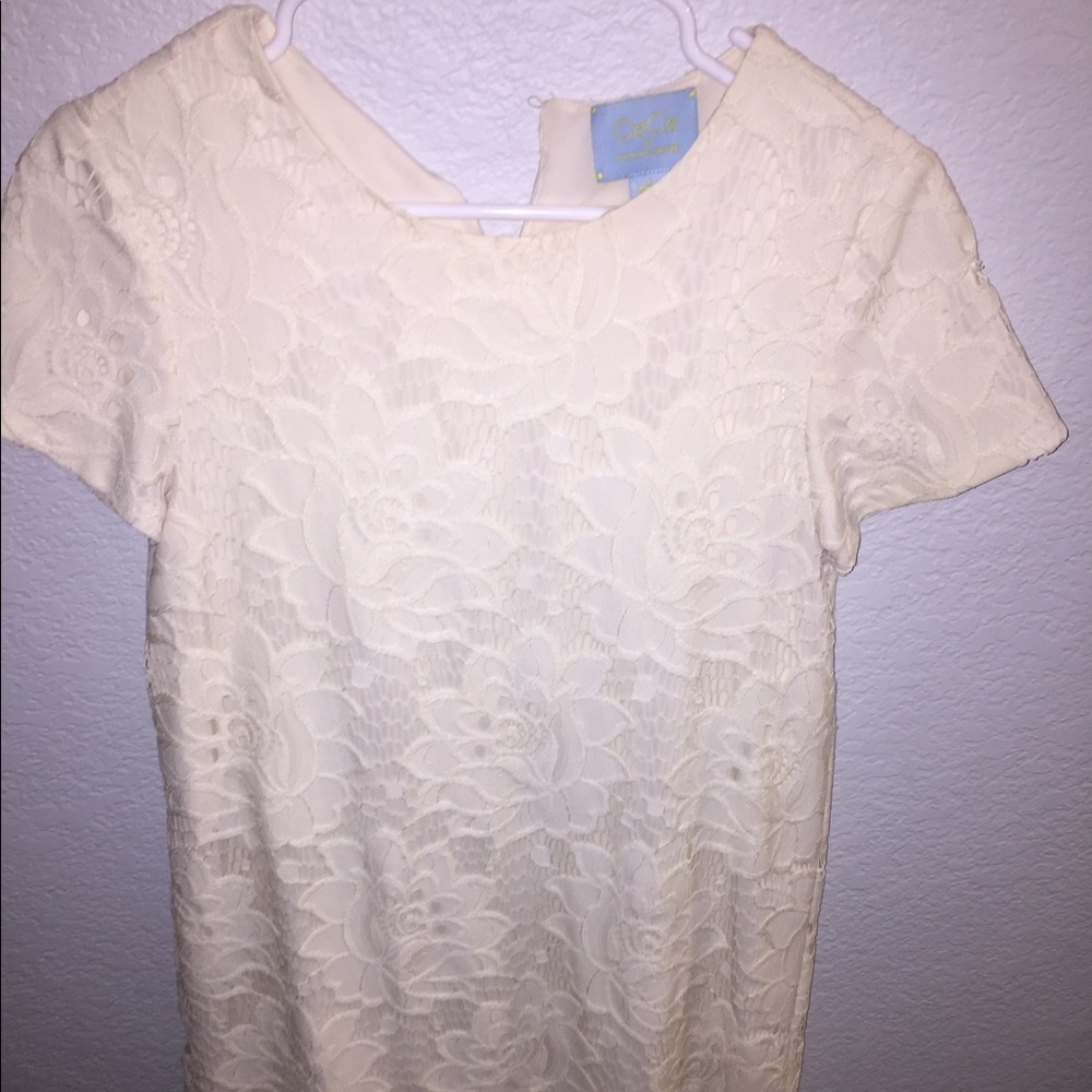 CeCe by Cynthia Steffe lace shift dress