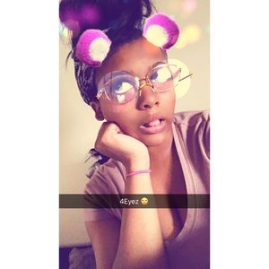 Meet your Posher, Neshonda