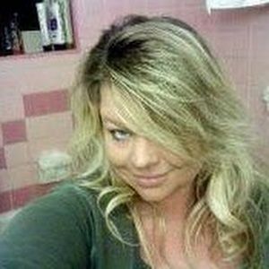 Meet your Posher, Joanie