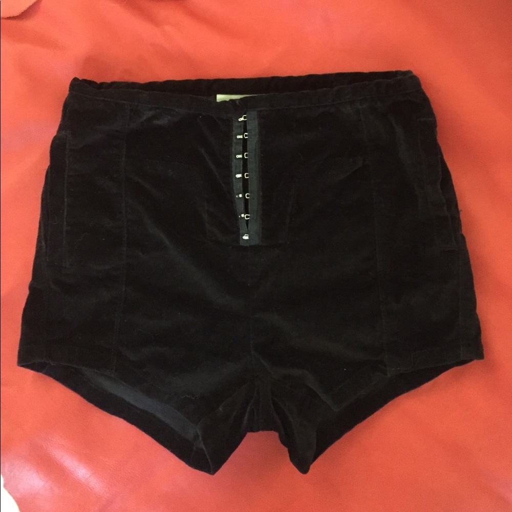 Velvet shorts