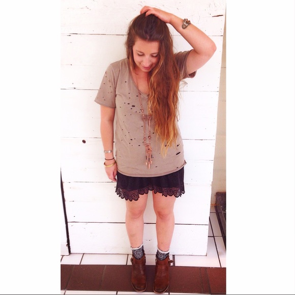 Meet your Posher, Sara - Picture 2 of 2