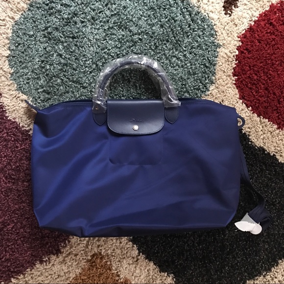 Longchamp Handbags - BRAND NEW Longchamp Le Pilage Neo Medium Handbag