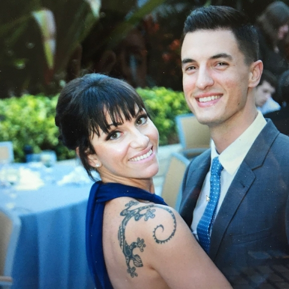 Meet your Posher, Viola - Picture 1 of 1