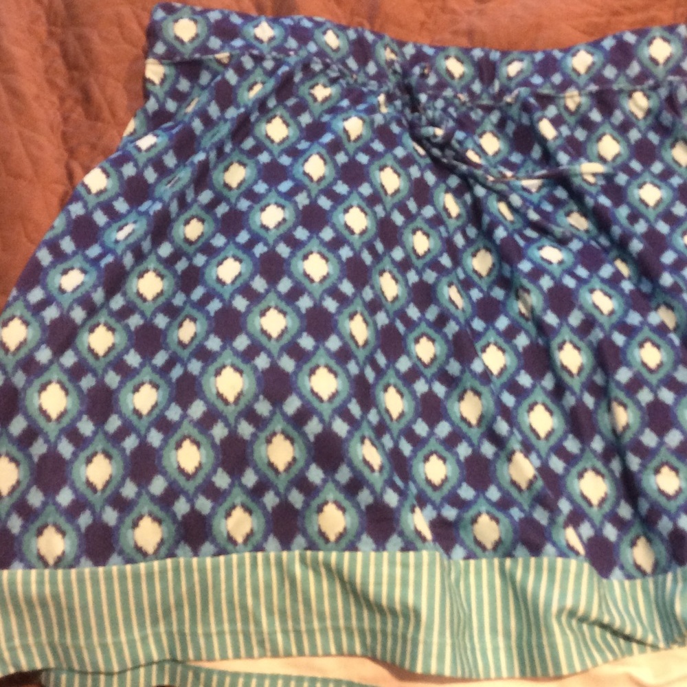 Spandex type short skirt