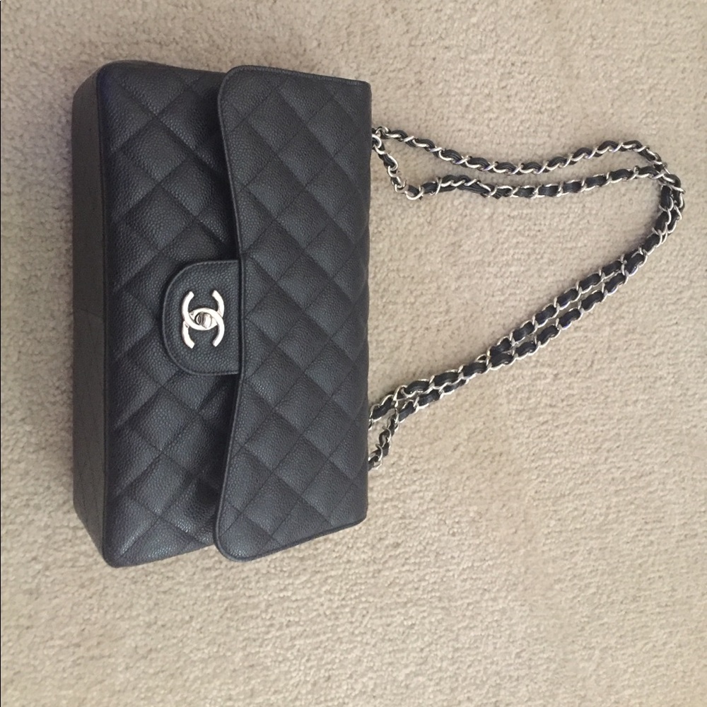 Chanel Caviar leather authentic! black jumbo