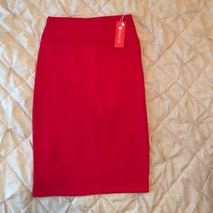 Unlined red pencil skirt. Size med-stretchy
