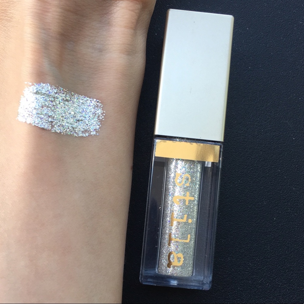 Stila Liquid Eyeshadow Diamond Dust color