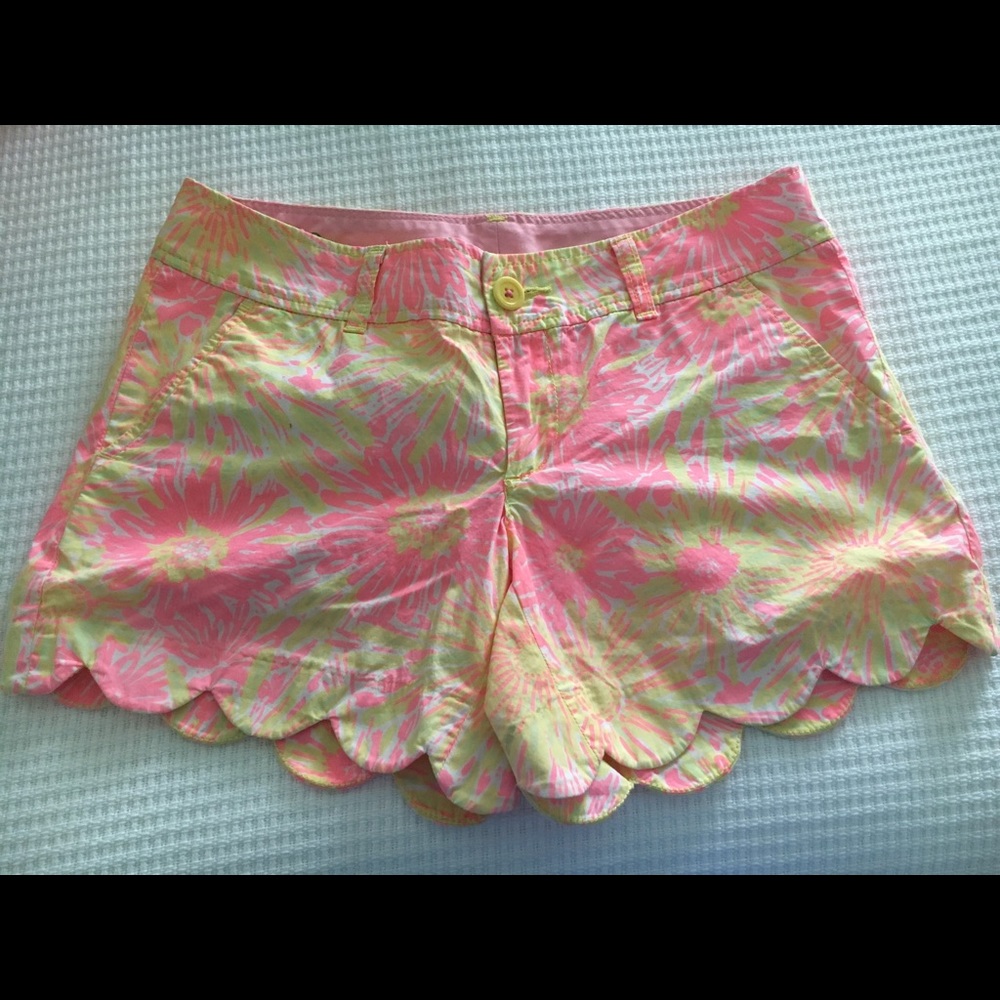 Lilly Pulitzer buttercup shorts