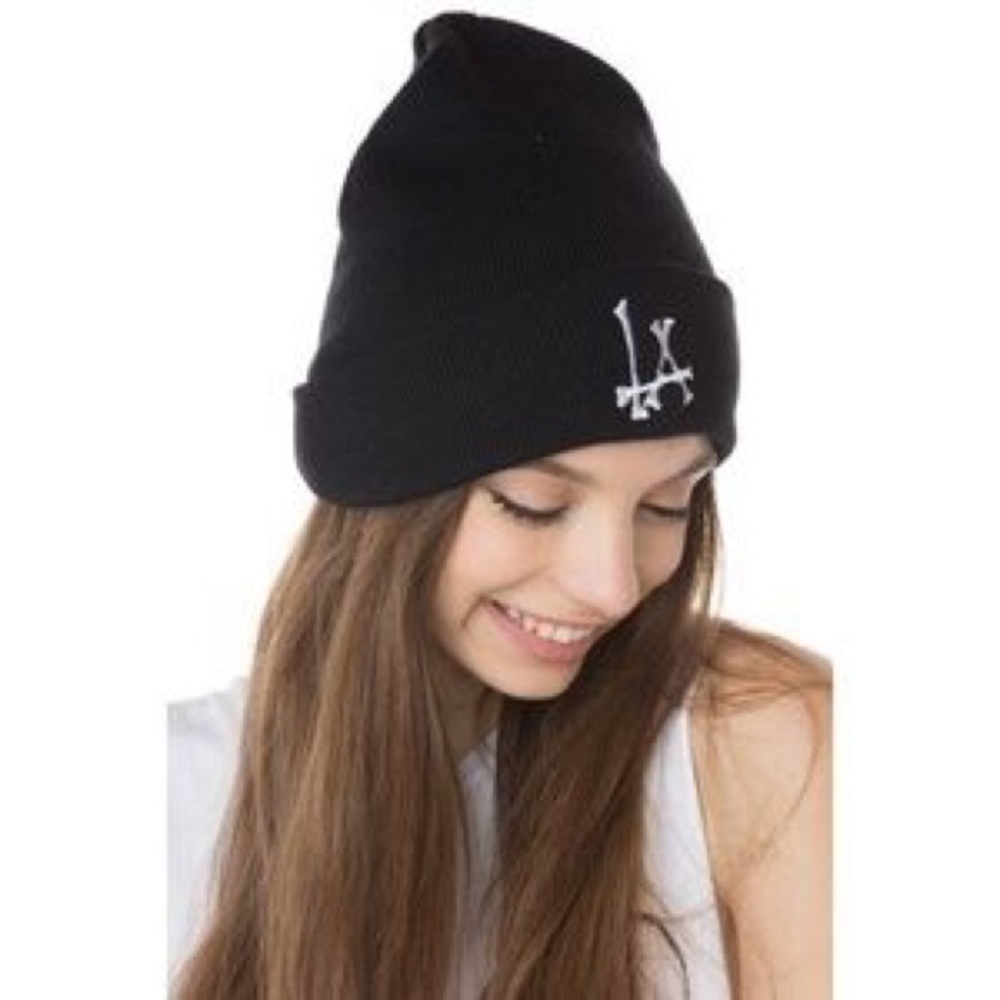 la bones brandy melville rare beanie