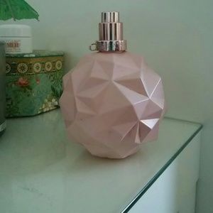 Ariana Grande perfume 3.4 oz