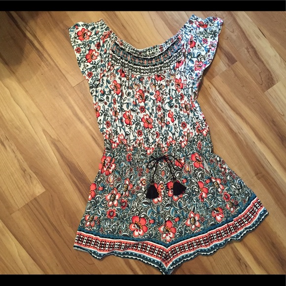 Express Floral Off Shoulder Romper, size medium - Picture 3 of 6