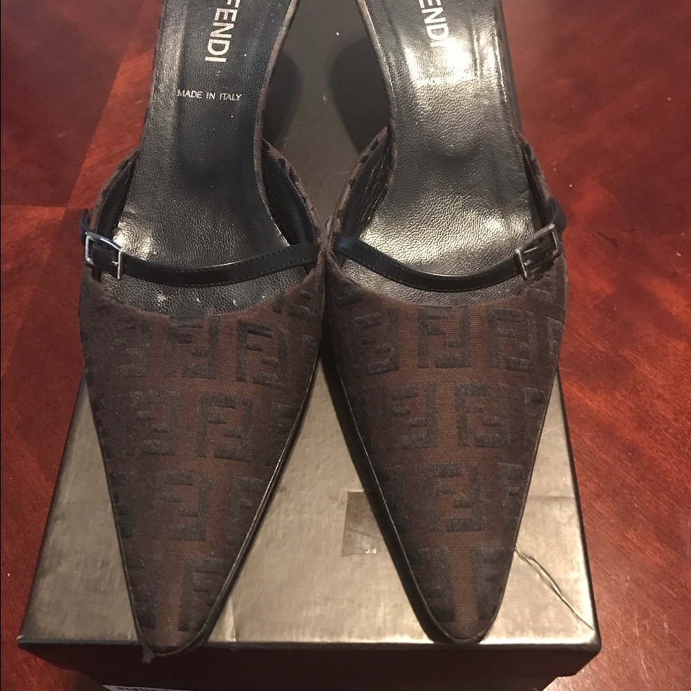 Fendi kitten heel mule- very good condition