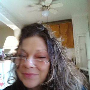 Meet your Posher, Lynn