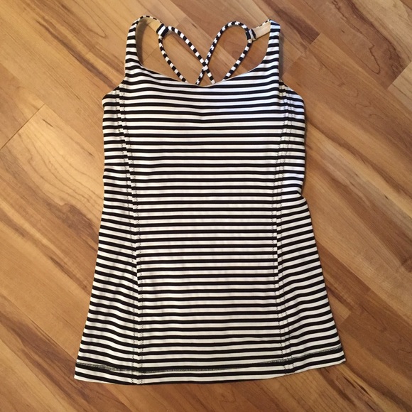 Lululemon Free To Be Tank, size 4 - Picture 4 of 6