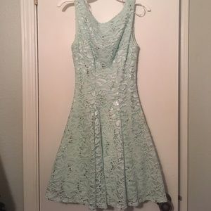 Windsor formal dress