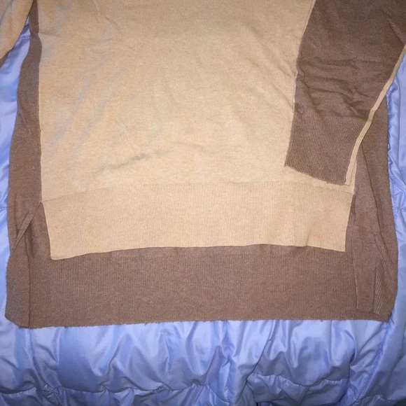 Tan/dark tan sweater - Picture 2 of 4