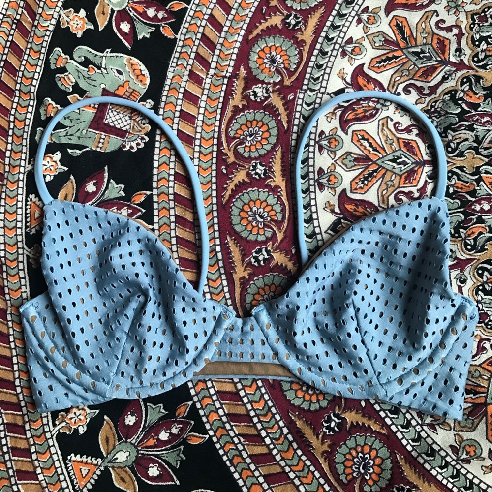 Acacia top Manhattan mesh in Sky