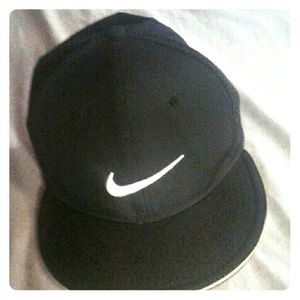 Nike golf hat
