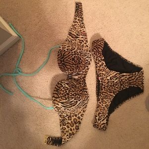 Victoria Secret leopard bikini. New never worn!