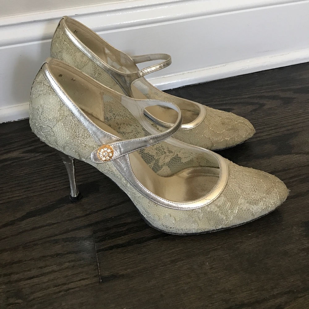 Gold Lacey Stuart Weizman 3" heels