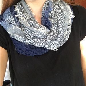 Infinity scarf