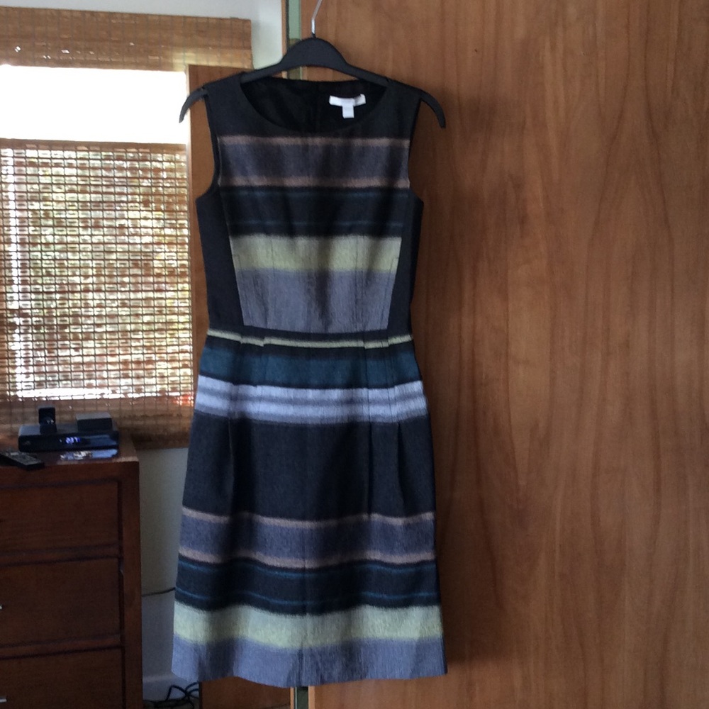Hugo Boss Size 0 Wool Blend Black Stripe Dress.
