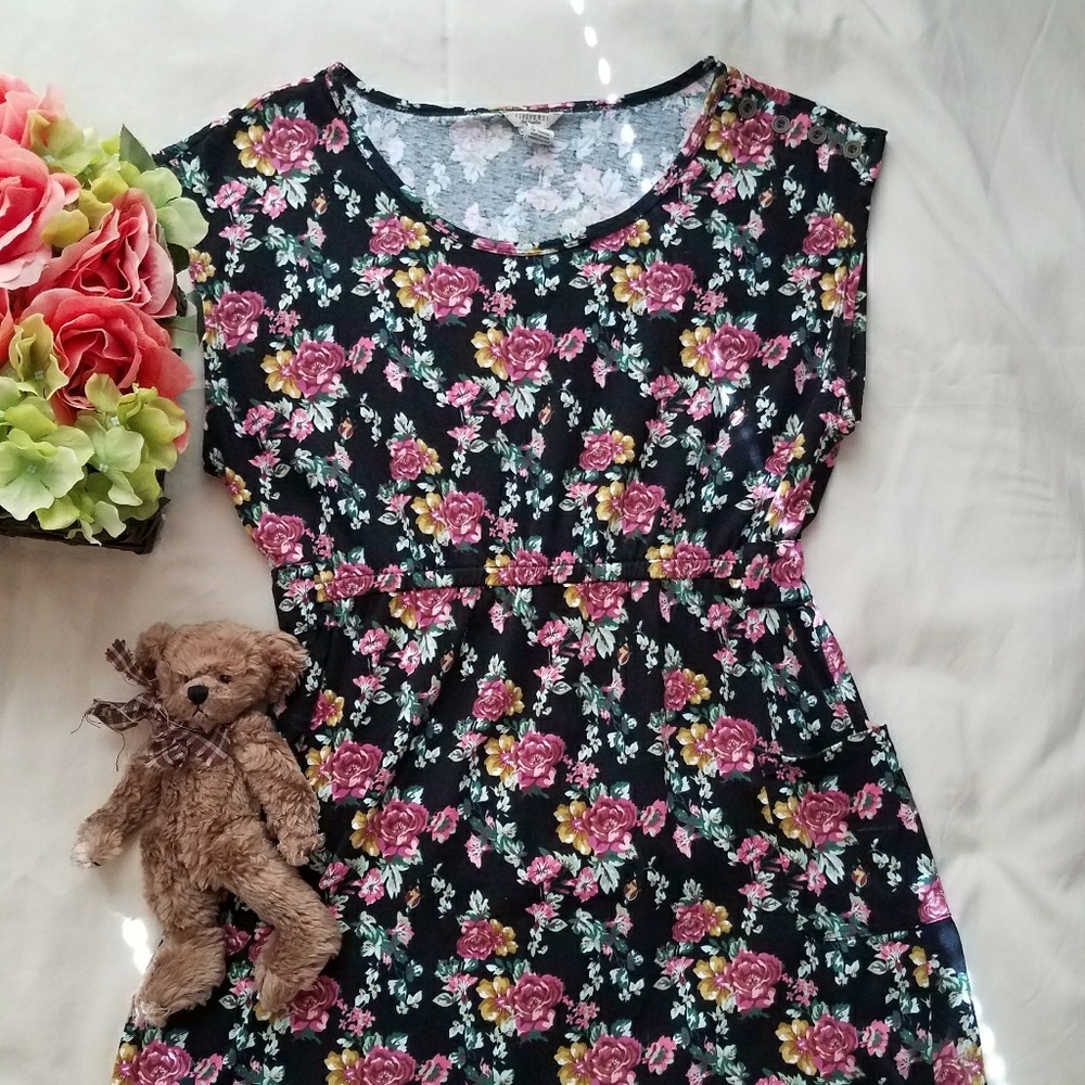 Forever 21 Floral dress