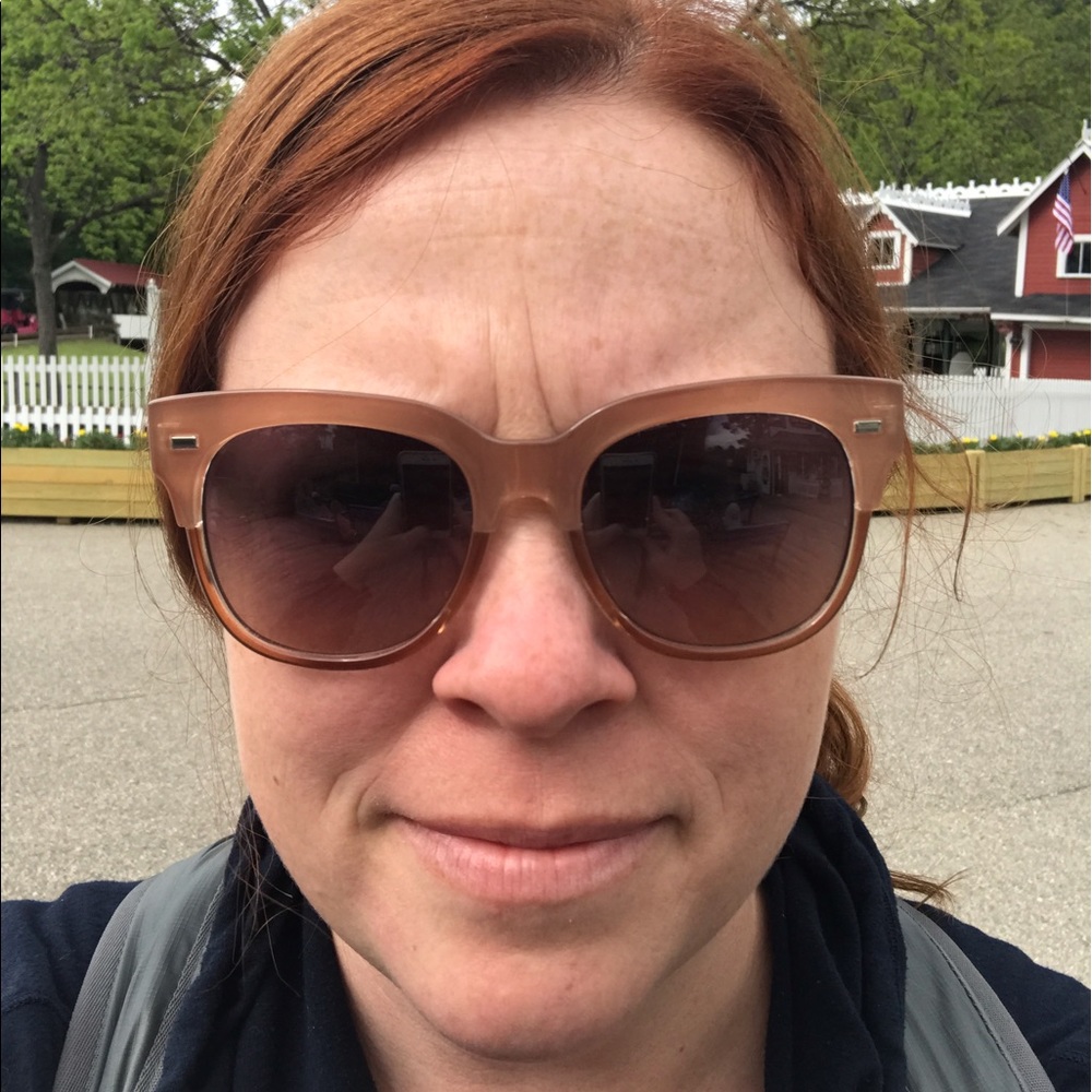 Meet your Posher, Erin
