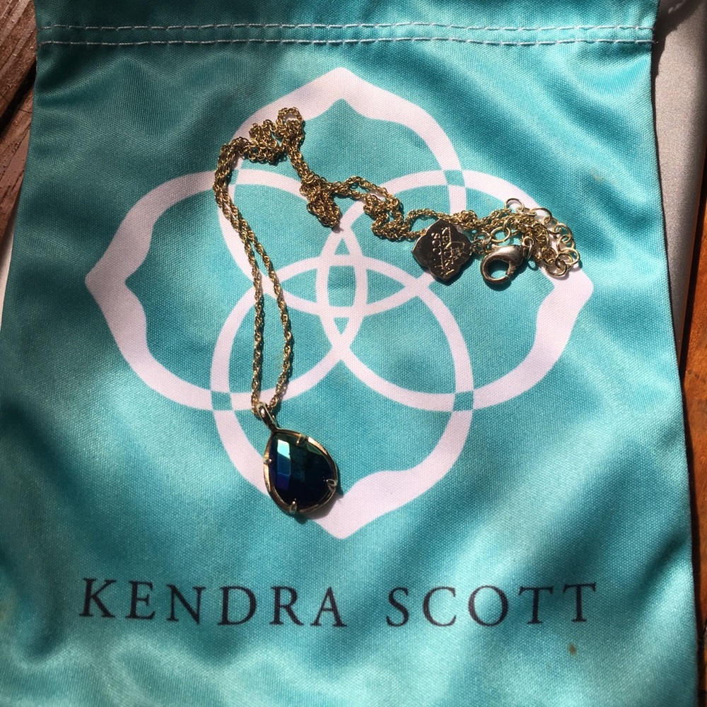 *RESERVED* Kendra Scott Kiri necklace