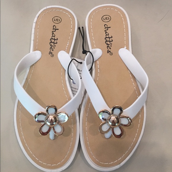 Chatties Other - **NWT** Chattie white flip flops