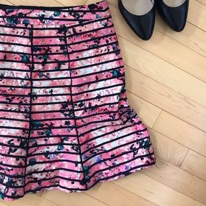 SALE this week $12!- BR floral skirt