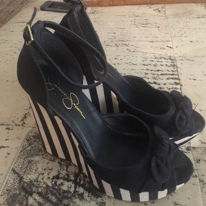 Jessica Simpson Navy and white wedge!